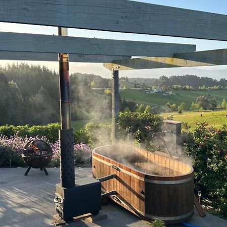 The Shed With A View Apartment Mahana Exterior photo